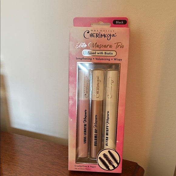 Black Mascara Trio - Picture 1 of 6